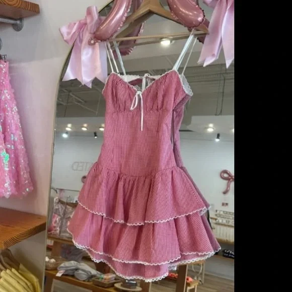 Stylish Gingham Dress. - Picture 1 of 2